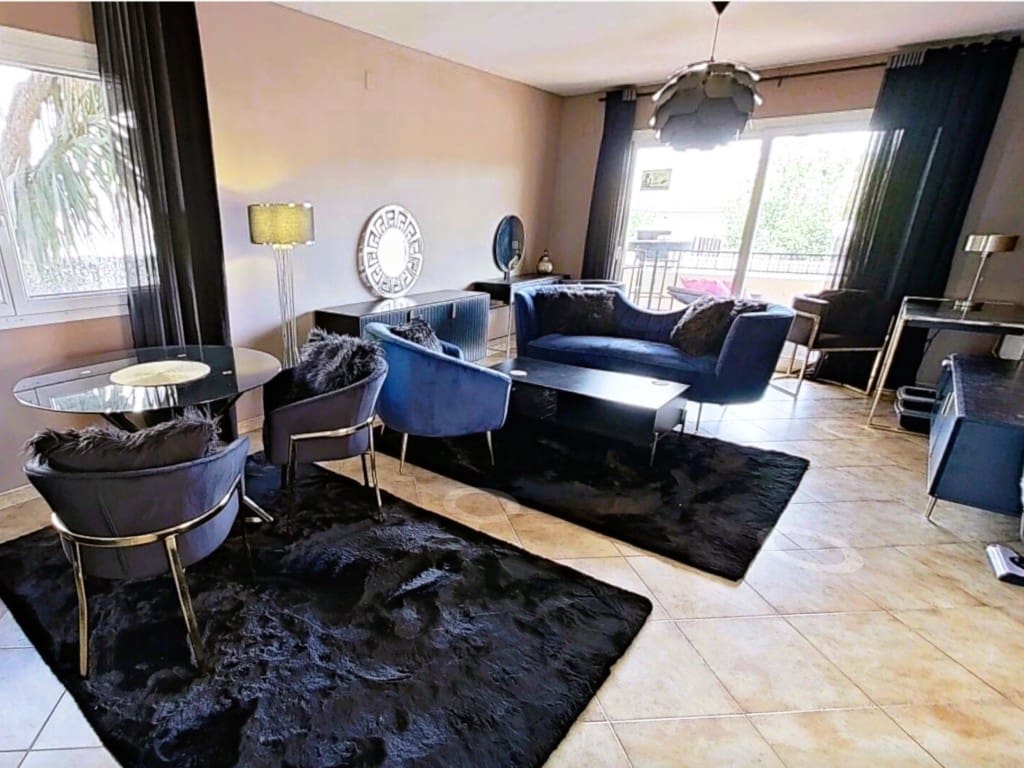 9 makuuhuone Rivitalo myytävänä paikassa La Nucia - 470 000 € (Ref: 9890700)