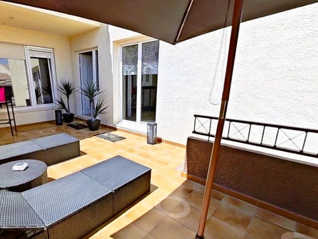 9 soverom Rekkehus til salgs i La Nucia Pueblo  , La Nucia - € 470 000 (Ref: 9890700)