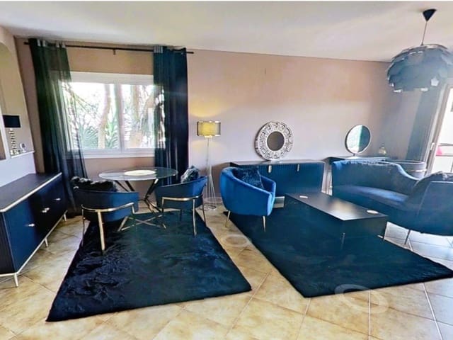 9 soverom Rekkehus til salgs i La Nucia Pueblo  , La Nucia - € 470 000 (Ref: 9890700)