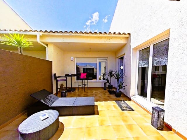 9 soverom Rekkehus til salgs i La Nucia Pueblo  , La Nucia - € 470 000 (Ref: 9890700)