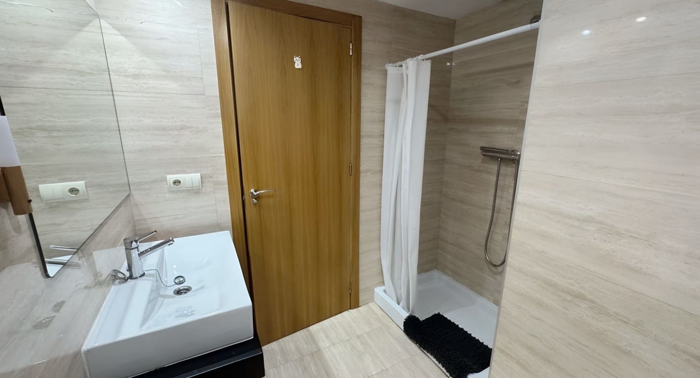 2 quarto Apartamento para venda em Benidorm - 299 000 € (Ref: 9912414)