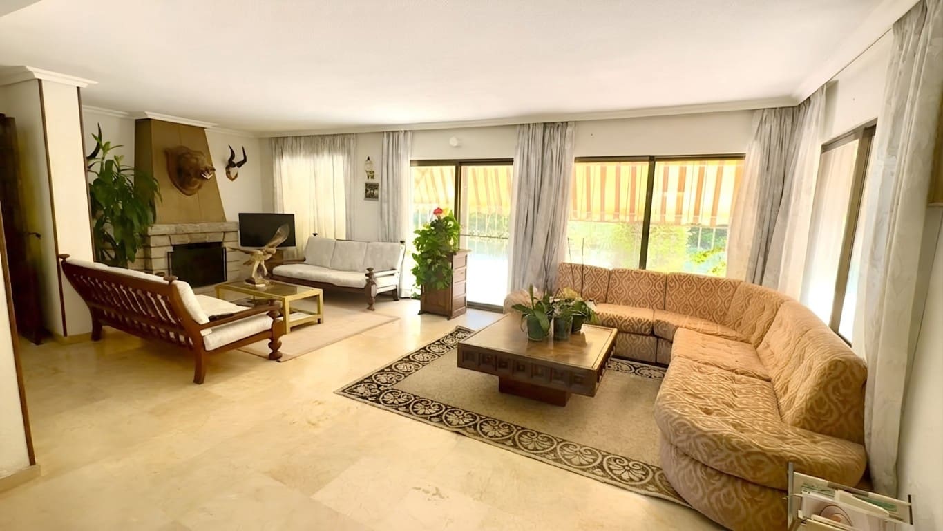 4 quarto Moradia para venda em Albir com piscina - 1 500 000 € (Ref: 9995446)