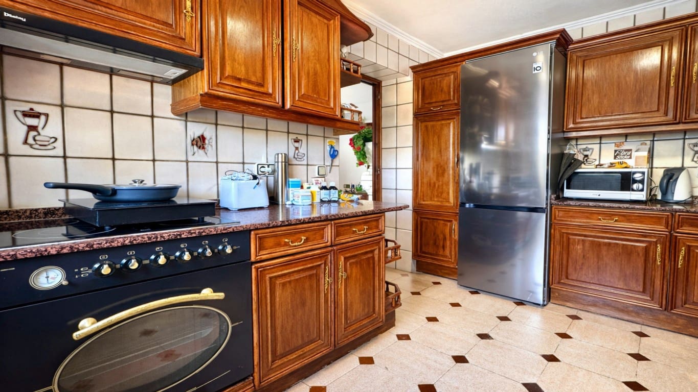 4 quarto Moradia para venda em Albir com piscina - 1 500 000 € (Ref: 9995446)
