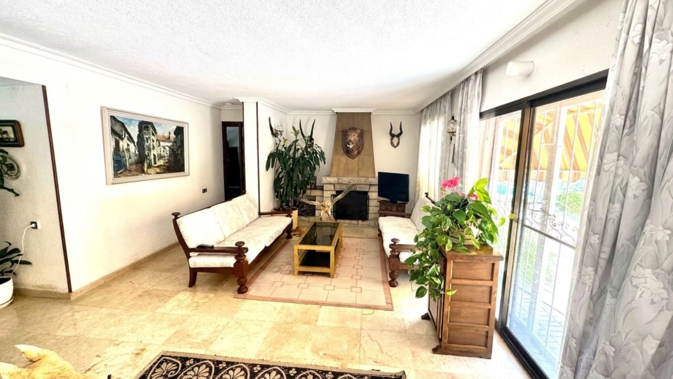 4 quarto Moradia para venda em Albir com piscina - 1 500 000 € (Ref: 9995446)