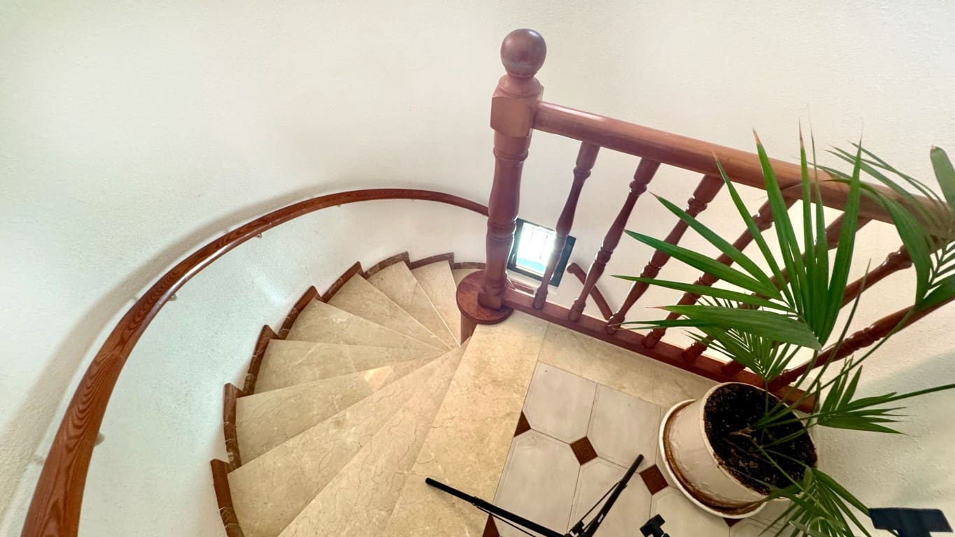 4 quarto Moradia para venda em Albir com piscina - 1 500 000 € (Ref: 9995446)