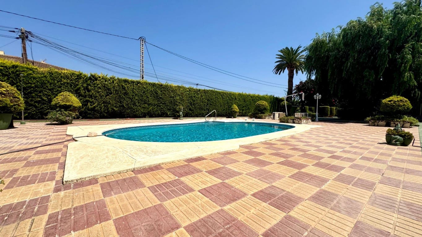 4 quarto Moradia para venda em Albir com piscina - 1 500 000 € (Ref: 9995446)