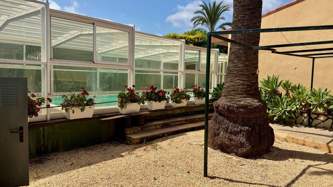 4 quarto Moradia para venda em Albir com piscina - 1 500 000 € (Ref: 9995446)