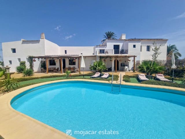 7 sovrum Finca/Hus på landet till salu i Vera Ciudad, Vera med pool garage - 749 900 € (Ref: 10040164)