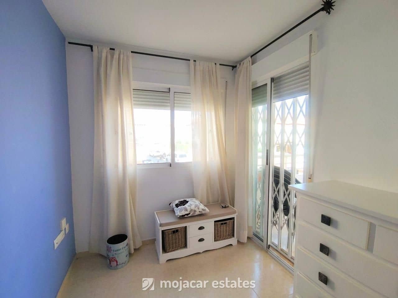 3 sypialnia Apartament na sprzedaż w Garrucha z basenem garażem - 169 900 € (Ref: 10065701)