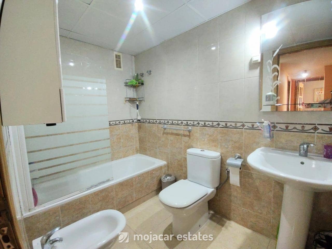 3 sypialnia Apartament na sprzedaż w Garrucha z basenem garażem - 169 900 € (Ref: 10065701)