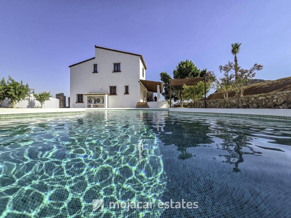 4 soveværelse Villa til salg i Mojacar med swimmingpool garage - € 1.295.000 (Ref: 10113491)