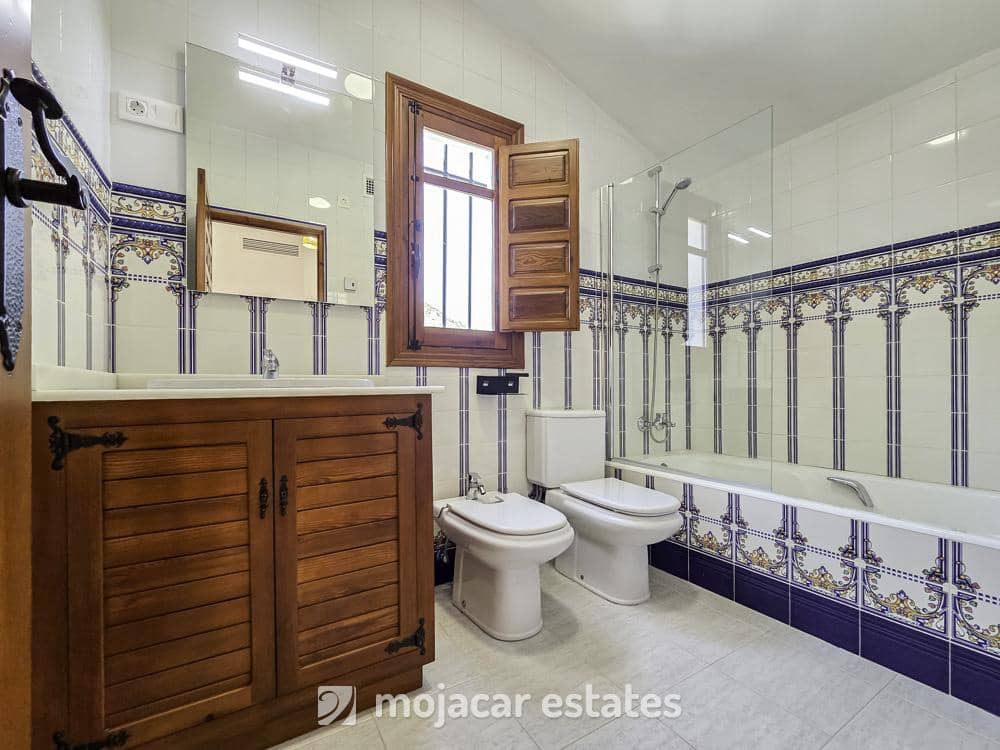 4 soveværelse Villa til salg i Mojacar med swimmingpool garage - € 1.295.000 (Ref: 10113491)