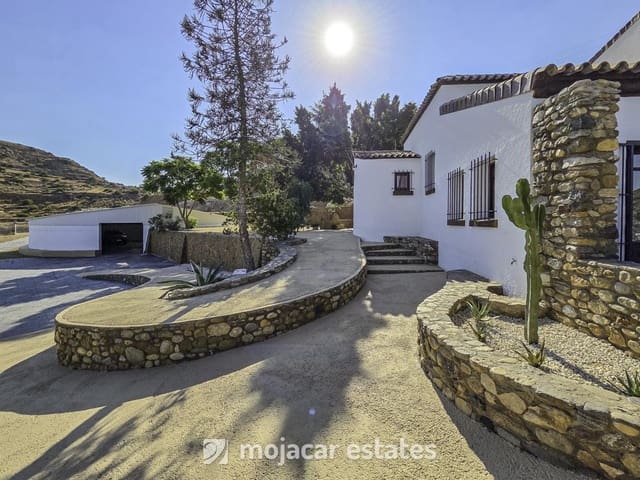 4 sovrum Villa till salu i Mojácar med pool garage - 1 295 000 € (Ref: 10113491)