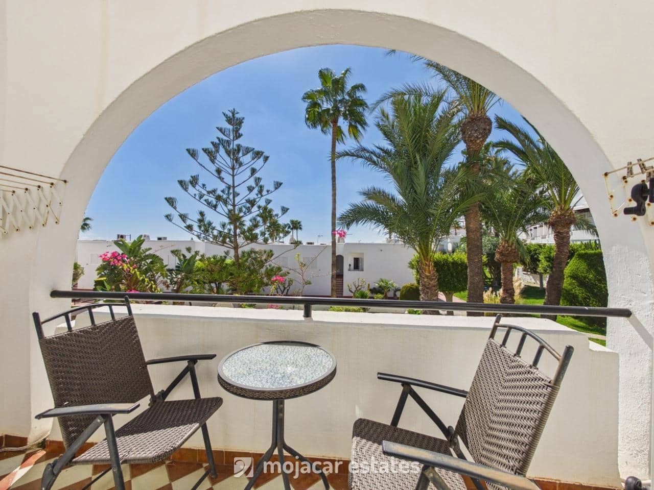 2 bedroom Townhouse for sale in Mojacar with pool garage - € 249,000 (Ref: 10158758)