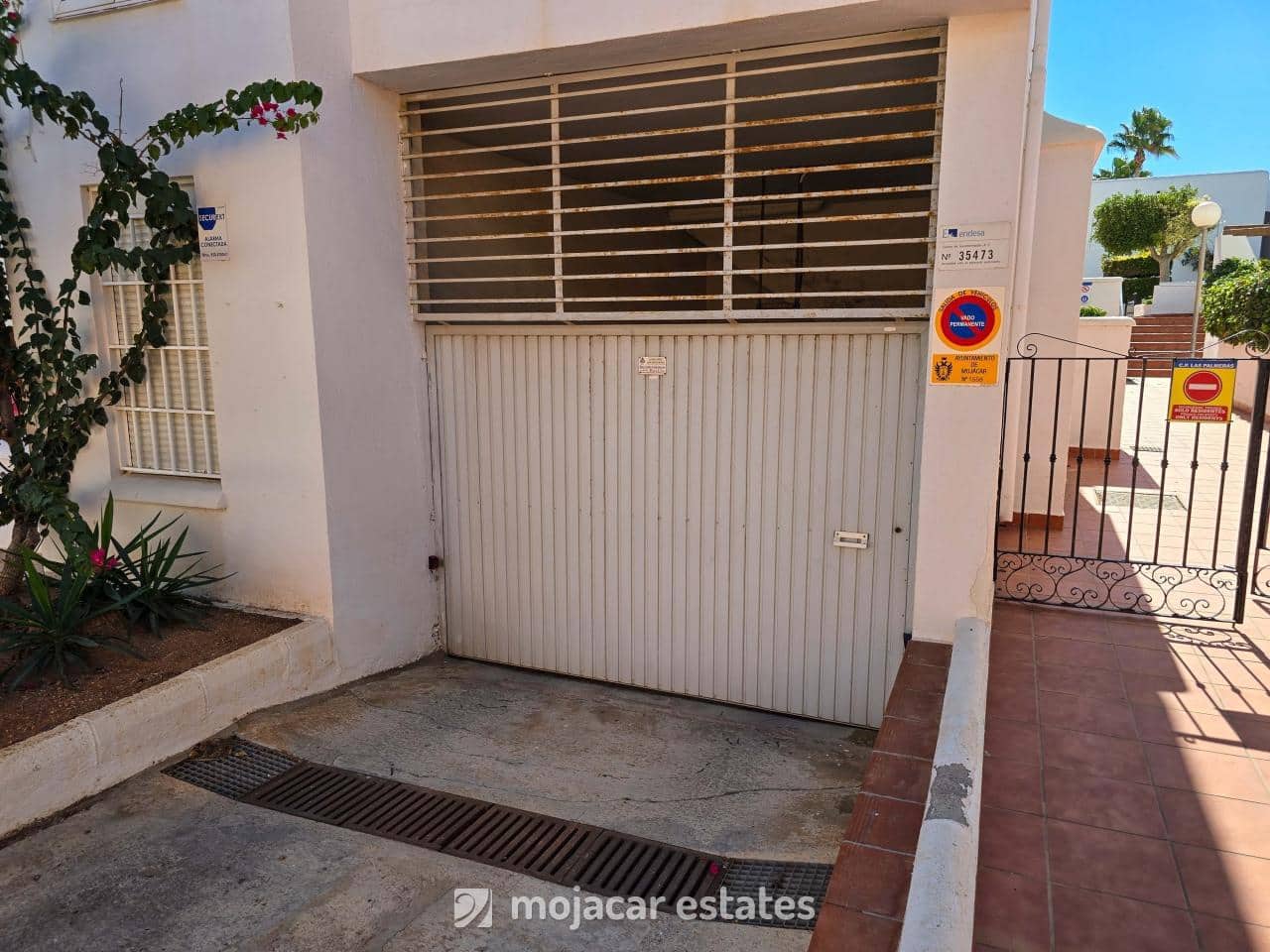 2 bedroom Townhouse for sale in Mojacar with pool garage - € 249,000 (Ref: 10158758)