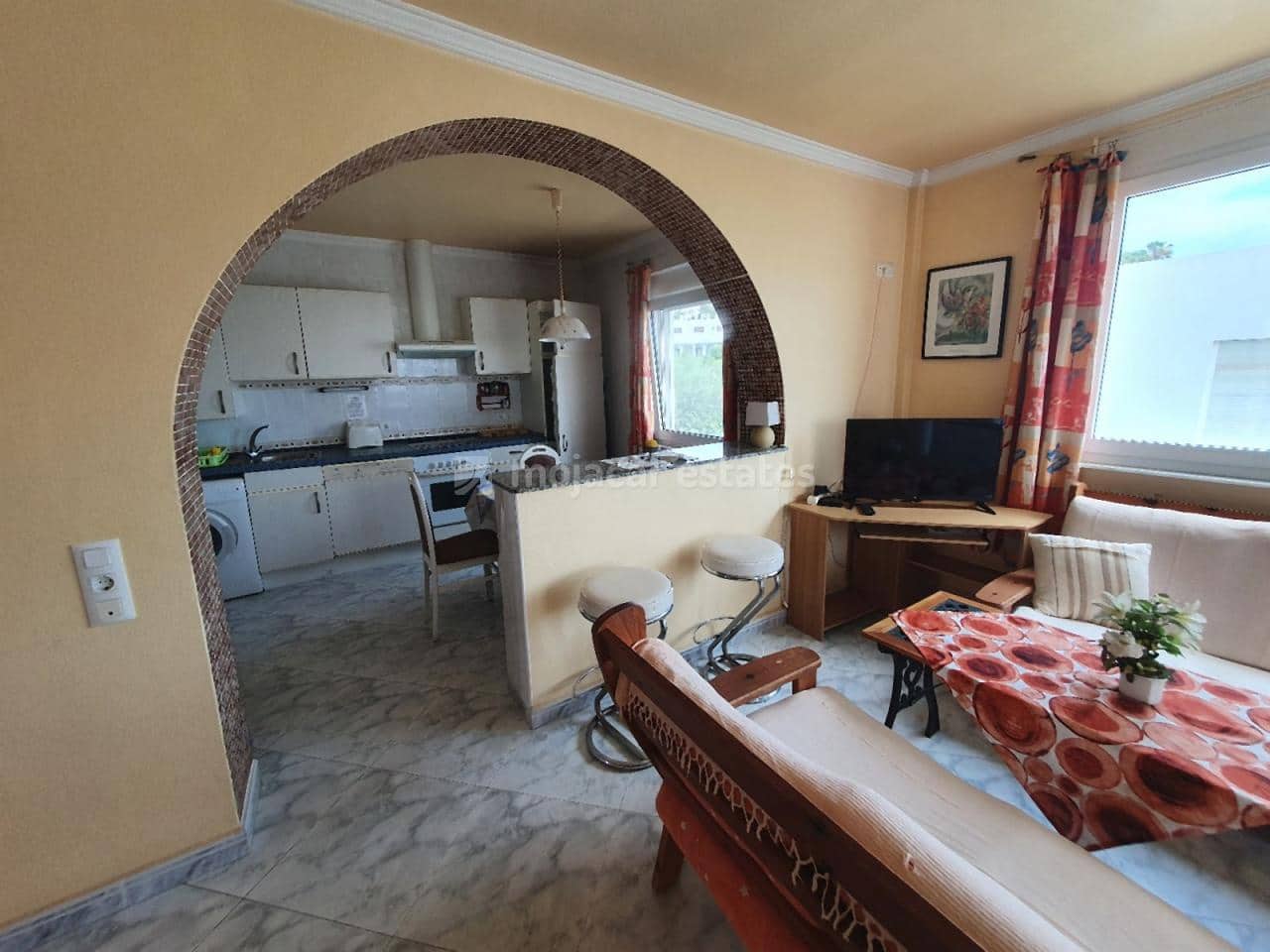 7 Zimmer Villa zu verkaufen in Mojacar mit Pool - 445.000 € (Ref: 3226136)