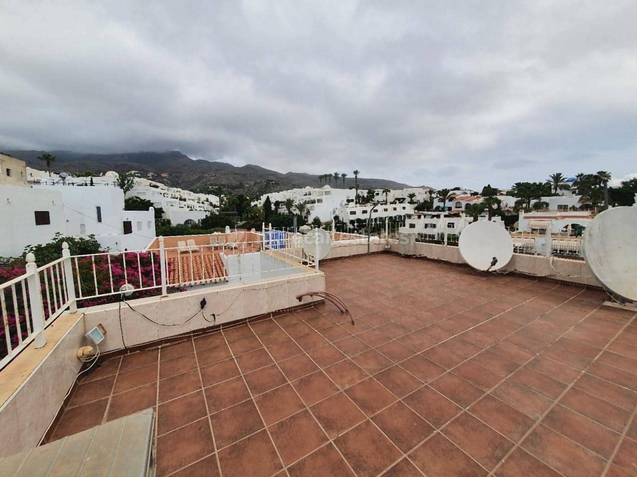 7 Zimmer Villa zu verkaufen in Mojacar mit Pool - 445.000 € (Ref: 3226136)