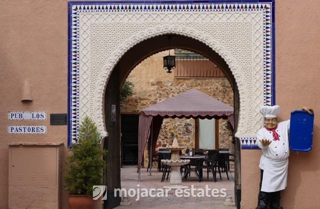 1 sovrum Kommersiell till salu i Turre - 550 000 € (Ref: 4284791)