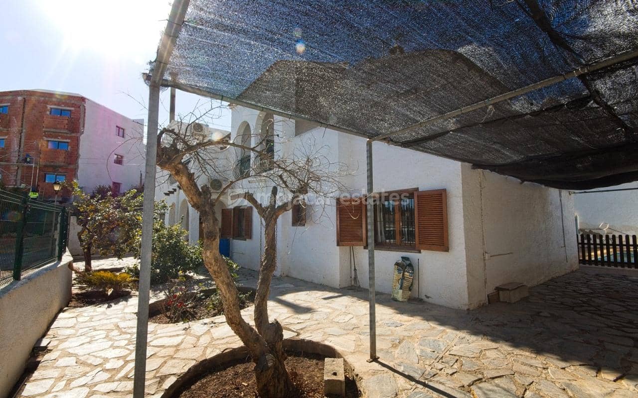 4 slaapkamer Villa te koop in Mojacar met zwembad - € 450.000 (Ref: 4478427)