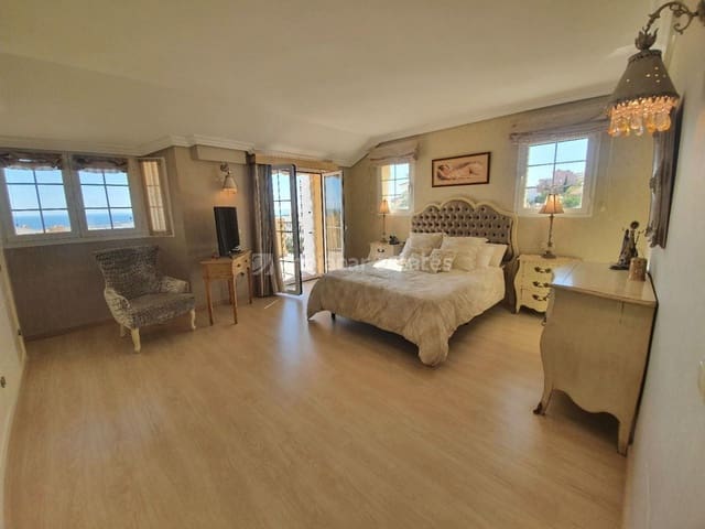 7 Zimmer Villa zu verkaufen in Mojácar mit Pool Garage - 820.000 € (Ref: 5745145)