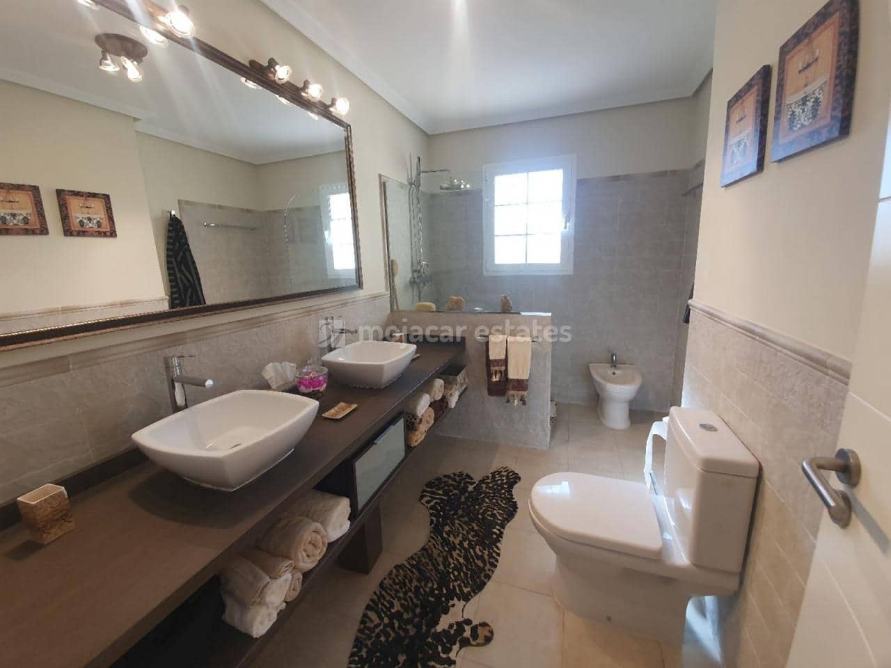 7 Zimmer Villa zu verkaufen in Mojacar mit Pool Garage - 820.000 € (Ref: 5745145)