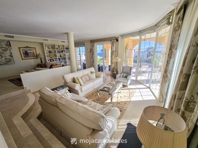 Chalet de 7 habitaciones en Mojácar en venta con piscina garaje - 820.000 € (Ref: 5745145)