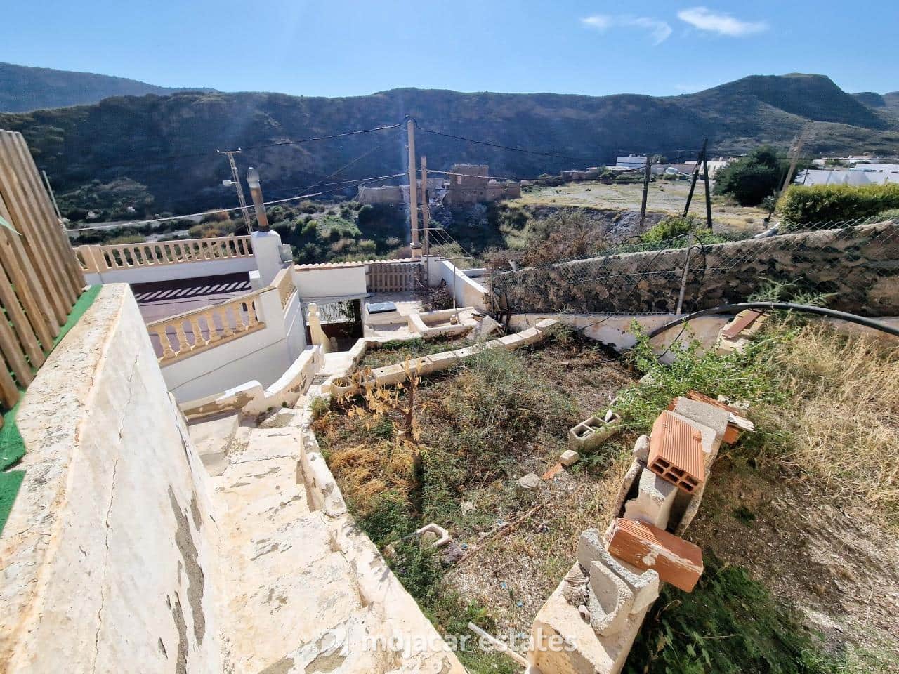 6 bedroom Finca/Country House for sale in Carboneras with pool €