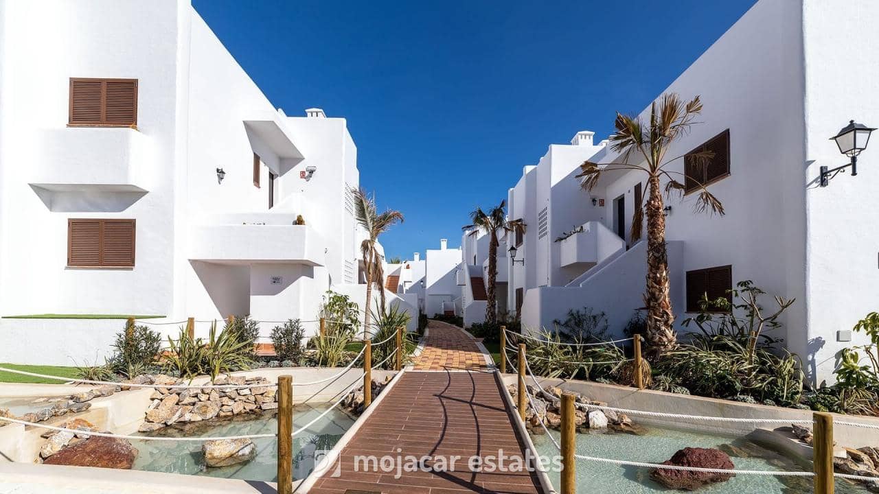 3 soveværelse Lejlighed til salg i San Juan de los Terreros med swimmingpool - € 350.000 (Ref: 7024509)