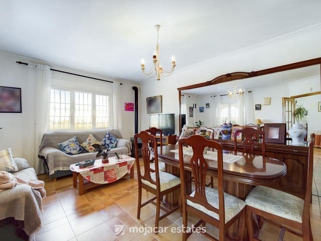 5 bedroom Townhouse for sale in Turre - € 200,000 (Ref: 7537699)