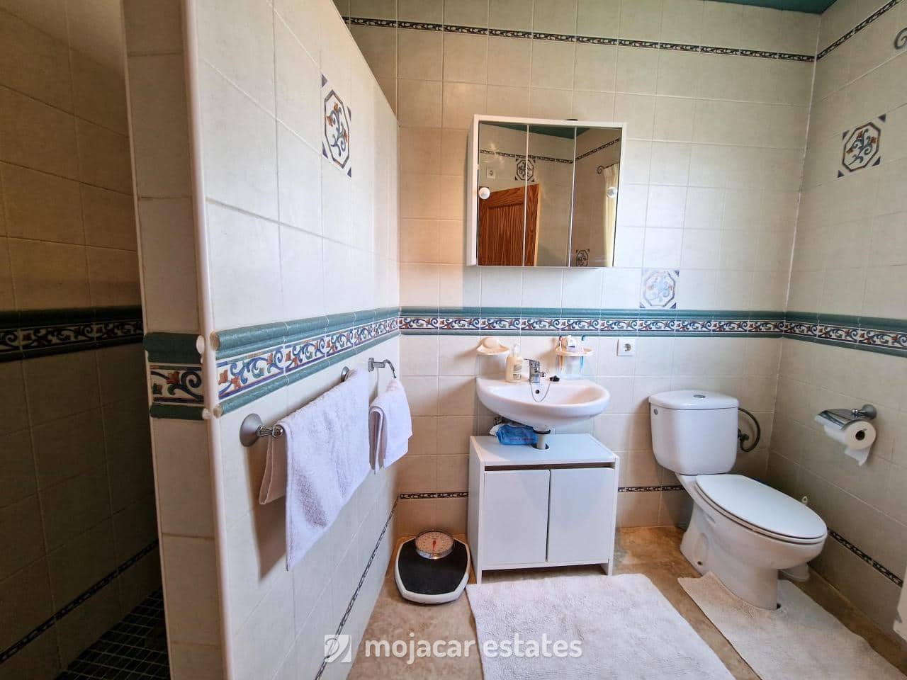 4 bedroom Villa for sale in Los Gallardos - € 369,000 (Ref: 7679981)