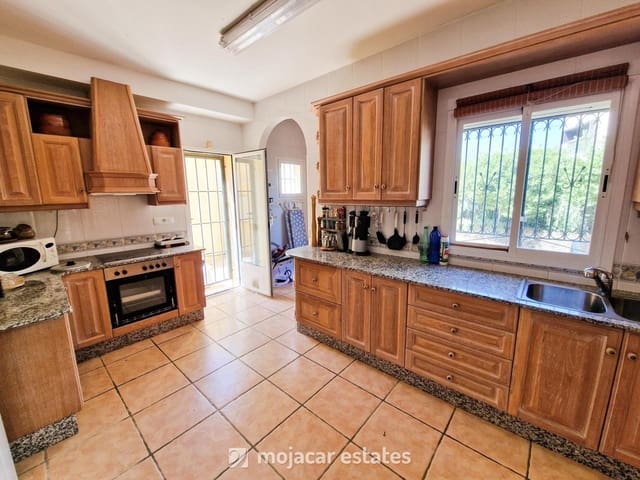 4 bedroom Villa for sale in Mojácar with pool - € 725,000 (Ref: 7754064)