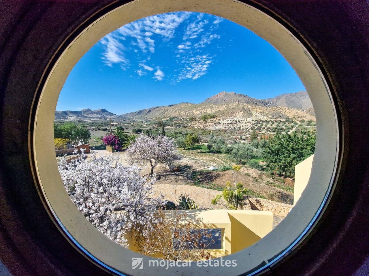 7 soveværelse Villa til salg i Carboneras - € 620.000 (Ref: 8116022)