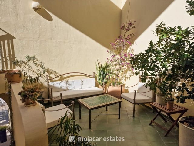 7 soveværelse Villa til salg i Carboneras - € 620.000 (Ref: 8116022)