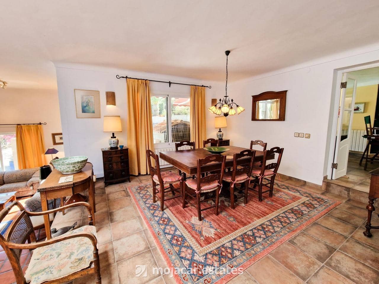 Chalet de 3 habitaciones en Vera en venta con piscina garaje - 690.000 € (Ref: 8222104)