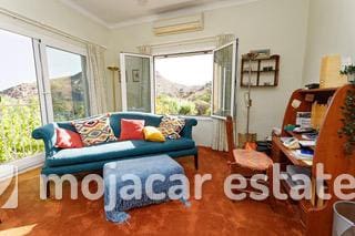 Chalet de 3 habitaciones en Vera en venta con piscina garaje - 690.000 € (Ref: 8222104)
