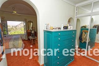Chalet de 3 habitaciones en Vera en venta con piscina garaje - 690.000 € (Ref: 8222104)