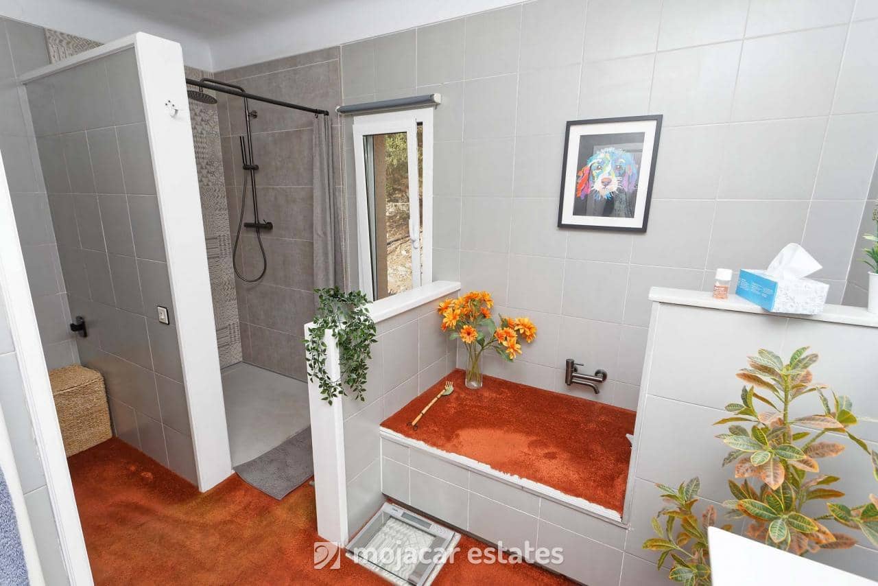 Chalet de 3 habitaciones en Mojácar en venta con piscina garaje - 690.000 € (Ref: 8222104)