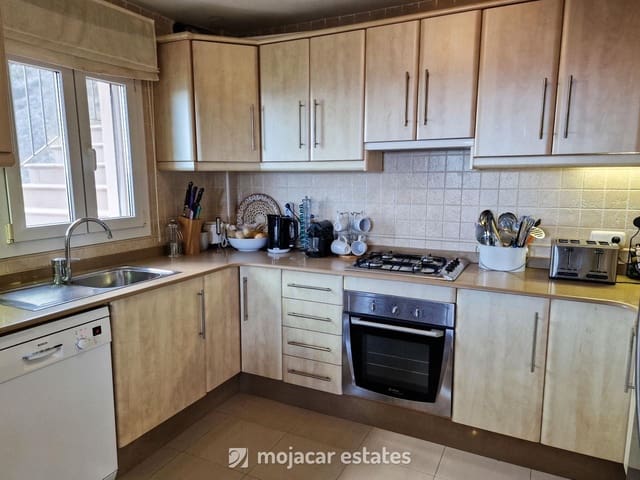 4 bedroom Villa for sale in Mojácar with pool - € 485,000 (Ref: 8626195)