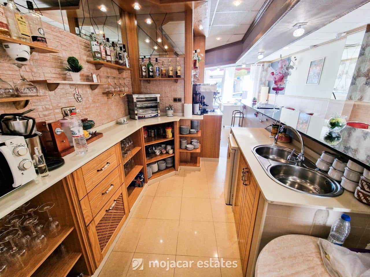 Erhverv til salg i Antas - € 110.000 (Ref: 8840408)