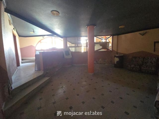 4 soveværelse Villa til salg i Turre med swimmingpool - € 550.000 (Ref: 8846868)