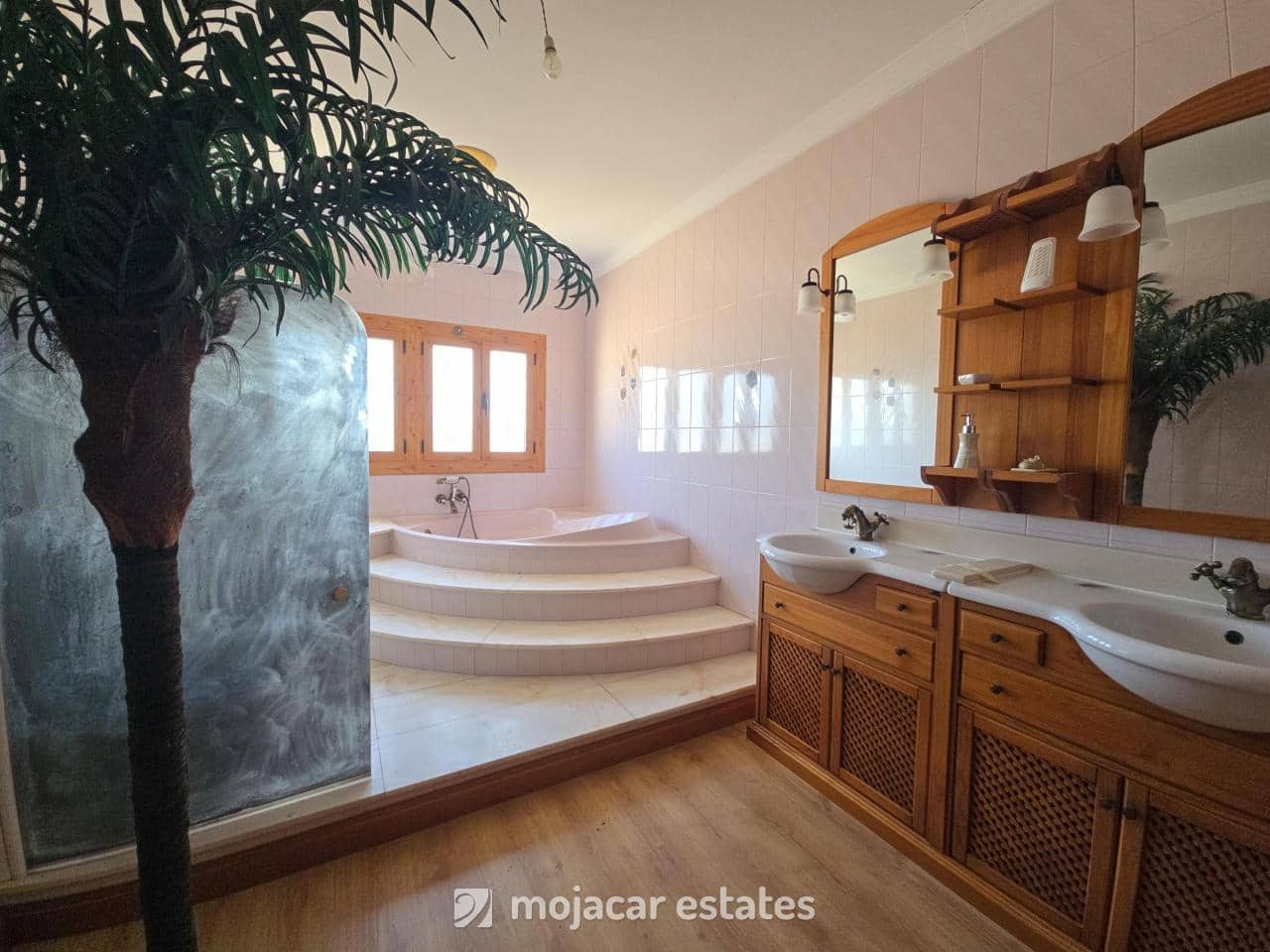 4 soveværelse Villa til salg i Turre med swimmingpool - € 550.000 (Ref: 8846868)