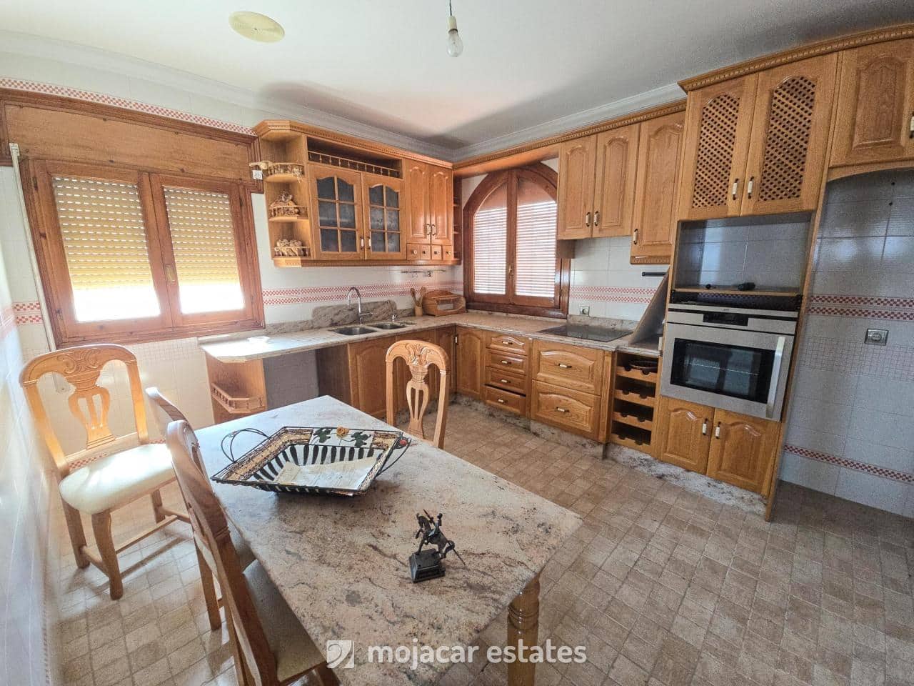 4 soveværelse Villa til salg i Turre med swimmingpool - € 550.000 (Ref: 8846868)