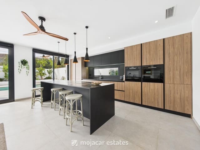 4 slaapkamer Villa te koop in Mojácar met zwembad - € 795.000 (Ref: 8899667)