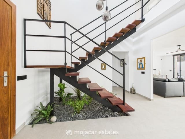 4 slaapkamer Villa te koop in Mojácar met zwembad - € 795.000 (Ref: 8899667)