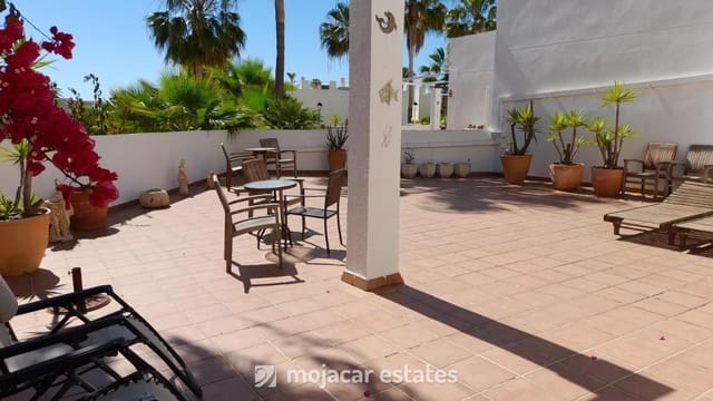 2 soveværelse Lejlighed til salg i Mojácar med swimmingpool - € 249.950 (Ref: 9073025)