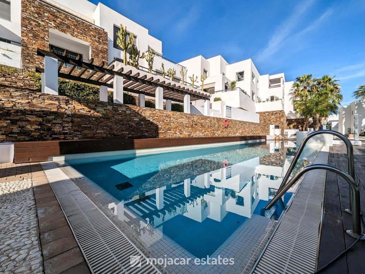 2 slaapkamer Appartement te koop in Mojacar met zwembad - € 315.000 (Ref: 9088437)
