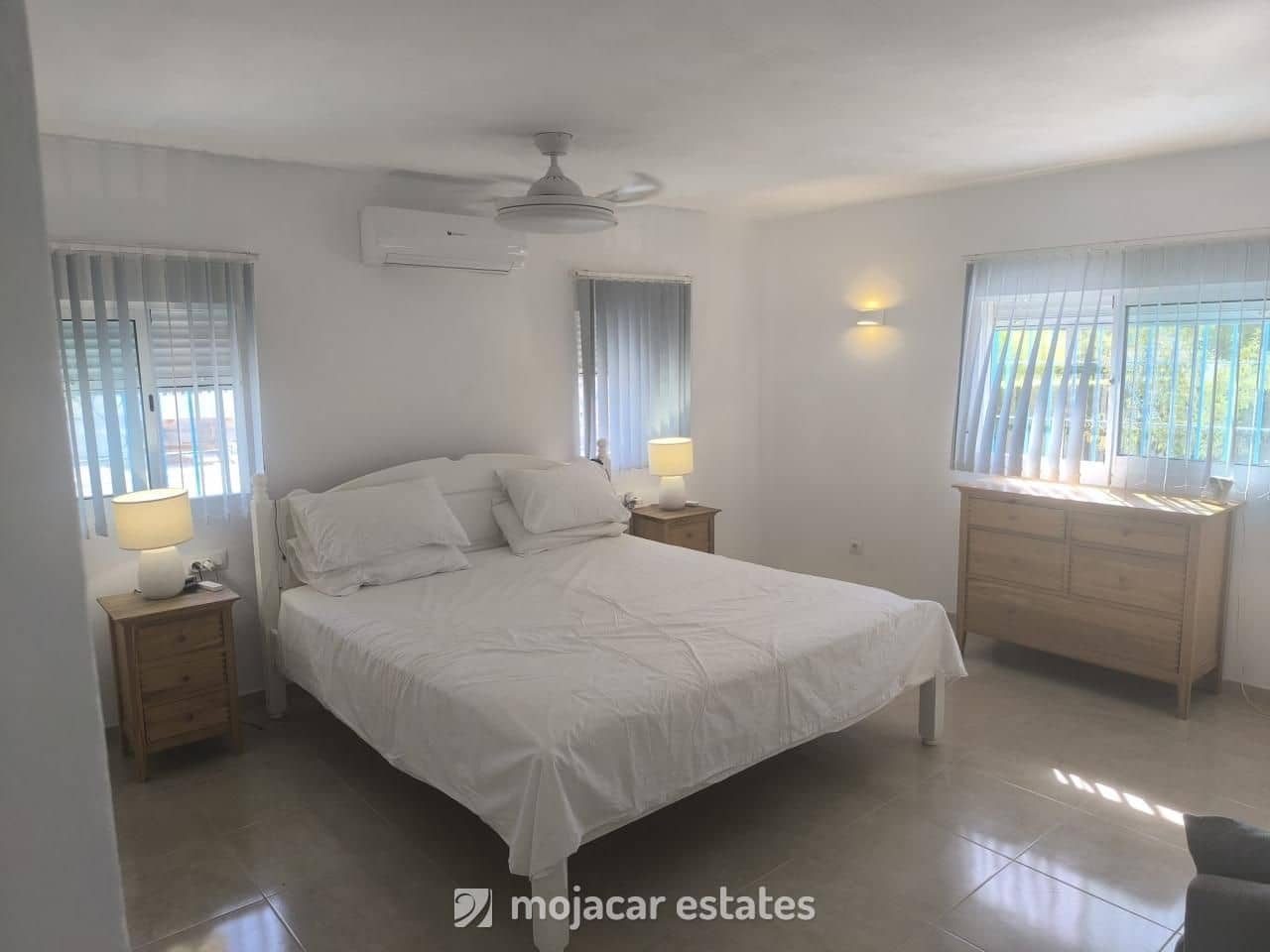 3 soveværelse Villa til salg i Las Cunas med swimmingpool - € 495.000 (Ref: 9151552)