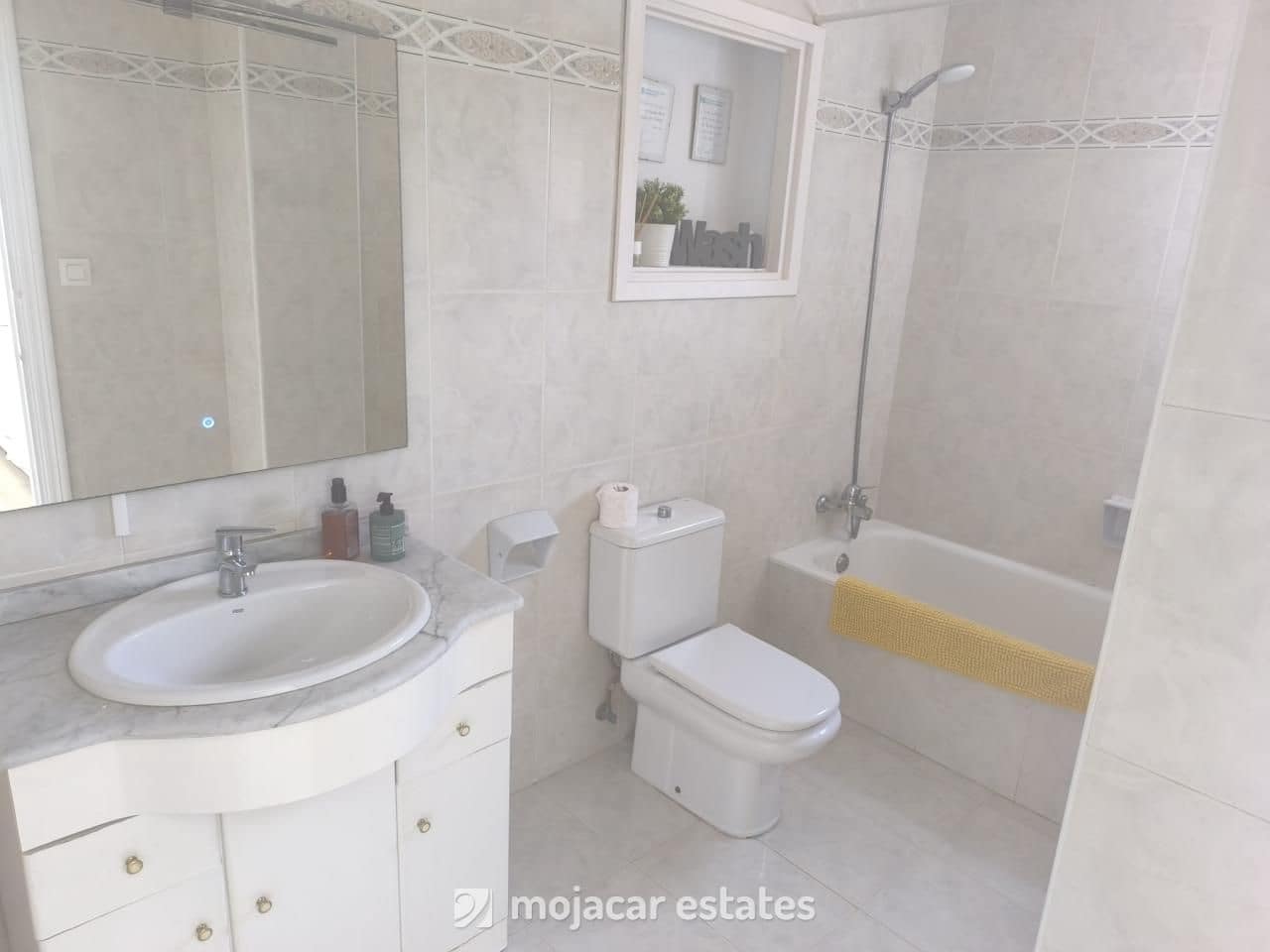 3 soveværelse Villa til salg i Las Cunas med swimmingpool - € 495.000 (Ref: 9151552)