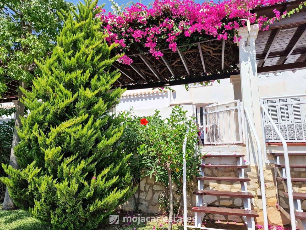 3 soveværelse Byhus til salg i Mojacar med swimmingpool - € 325.000 (Ref: 9172583)