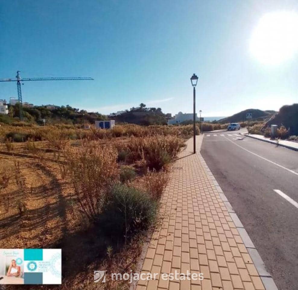 Grunde uden byggetilladelser til salg i Mojacar - € 165.000 (Ref: 9228087)